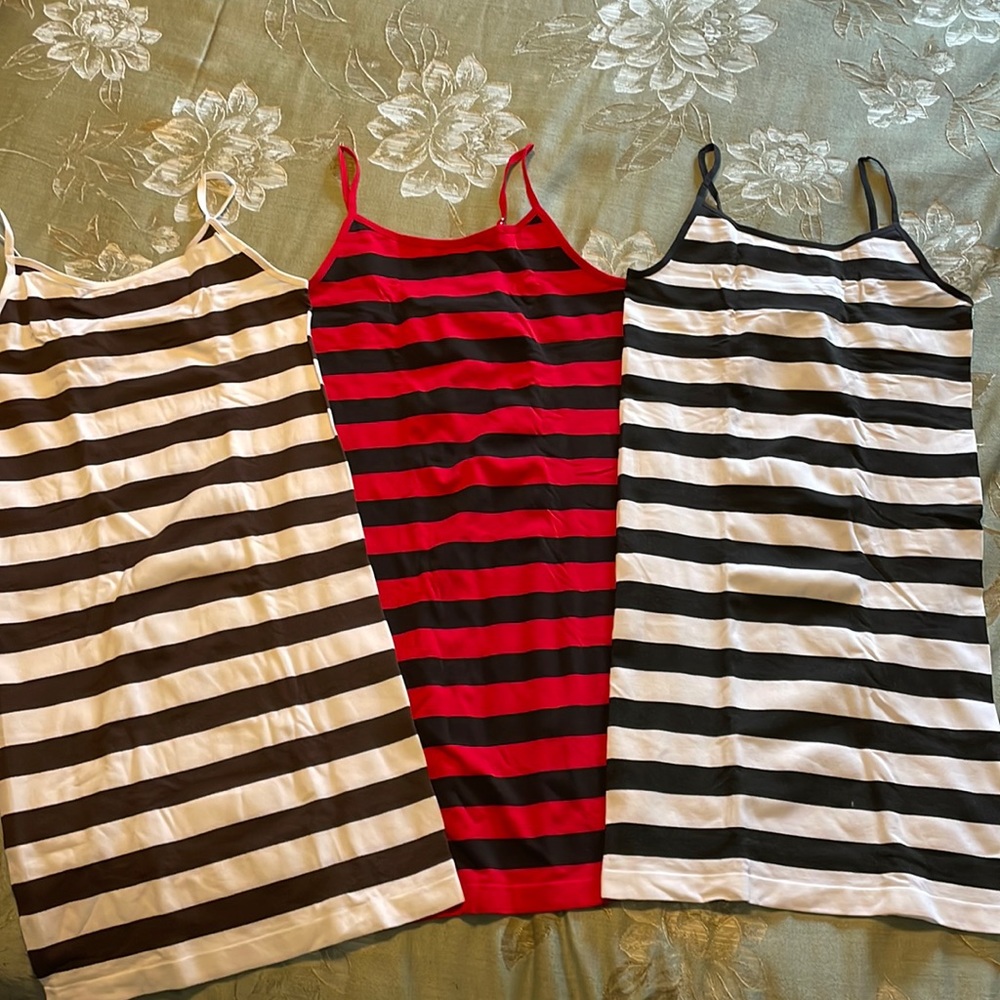 Long length layering tanks (spandex) (Set of 3)
